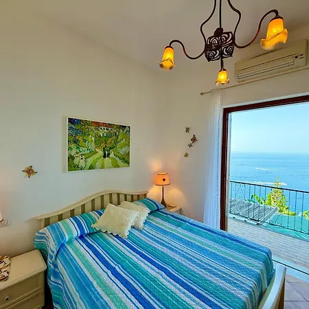Mon * Praiano